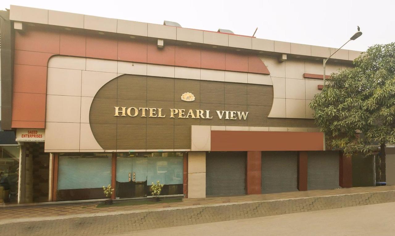 Capital O Hotel Pearl Near Us Embassy Mumbai  Buitenkant foto